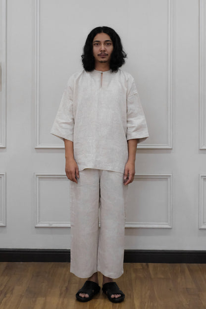 baju melayu.