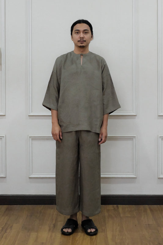 baju melayu.