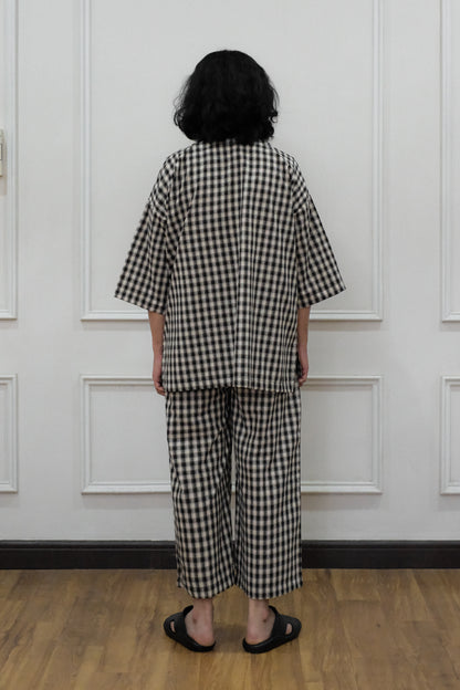 baju melayu.