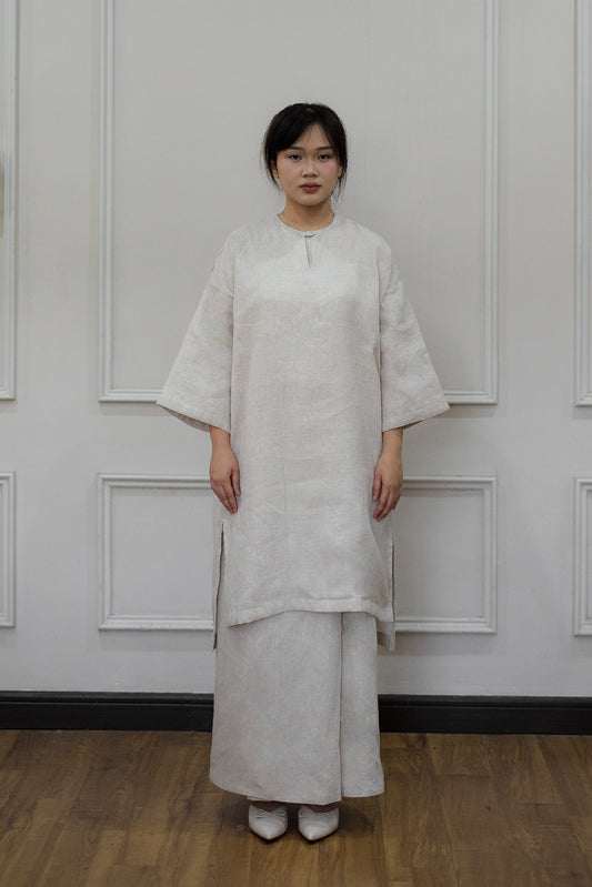kurung labuh.